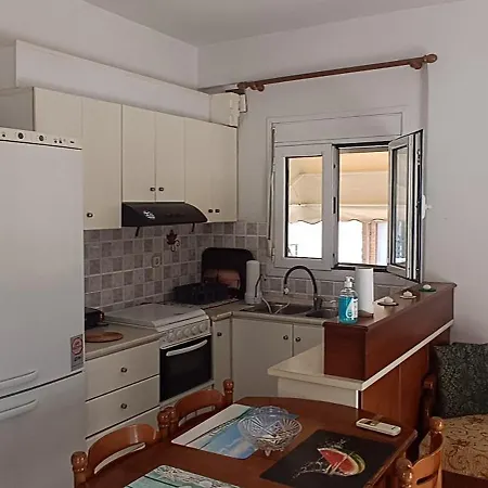 Chrysa' S House Апартаменты Волос